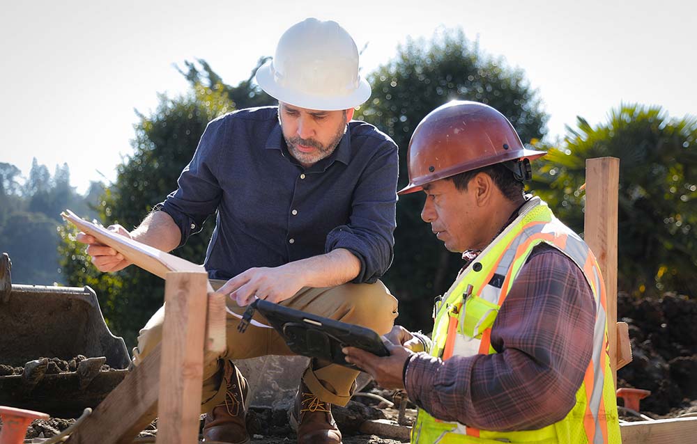Jamie Armdurer Working with Contractor