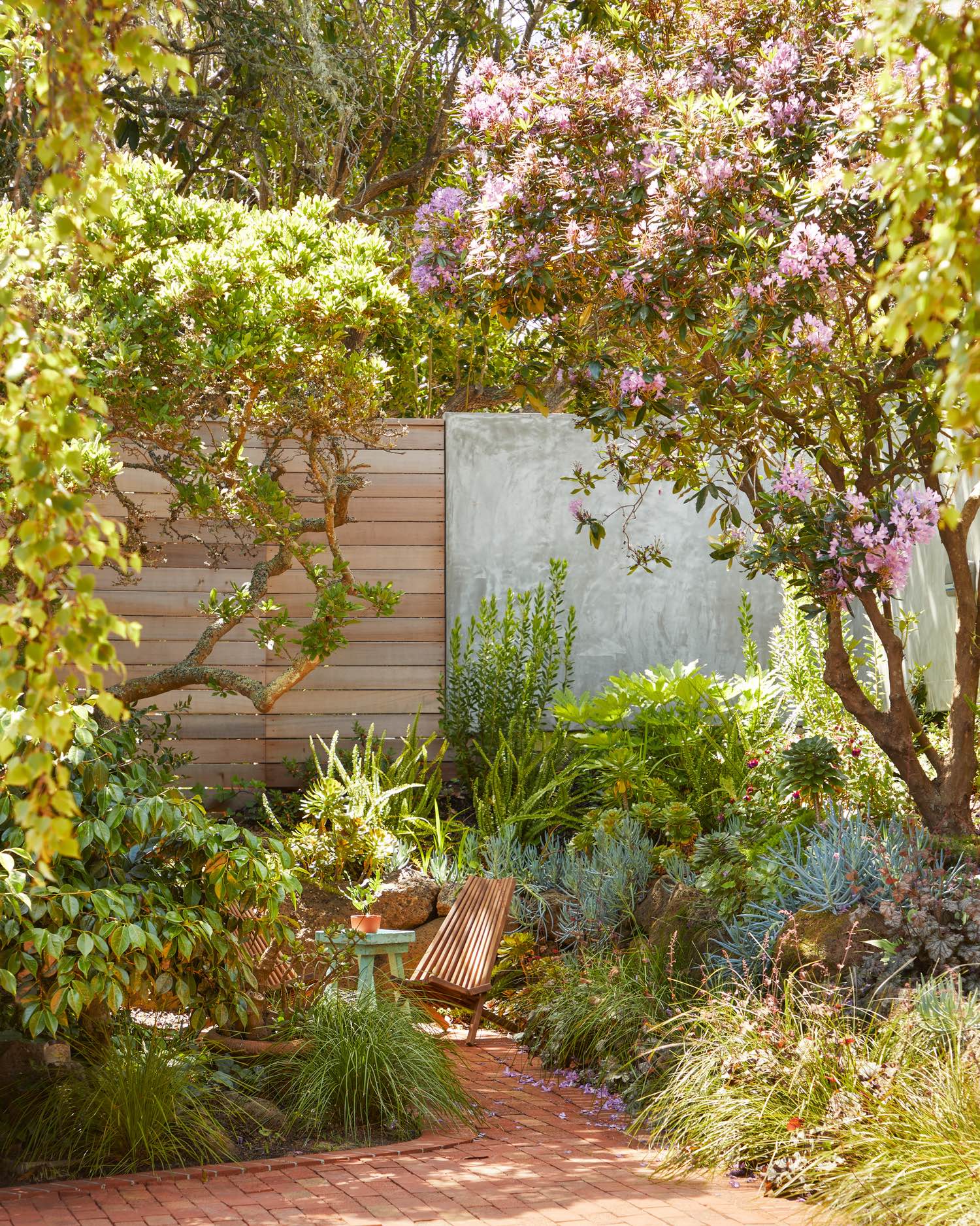 Garden and Wall, exterior