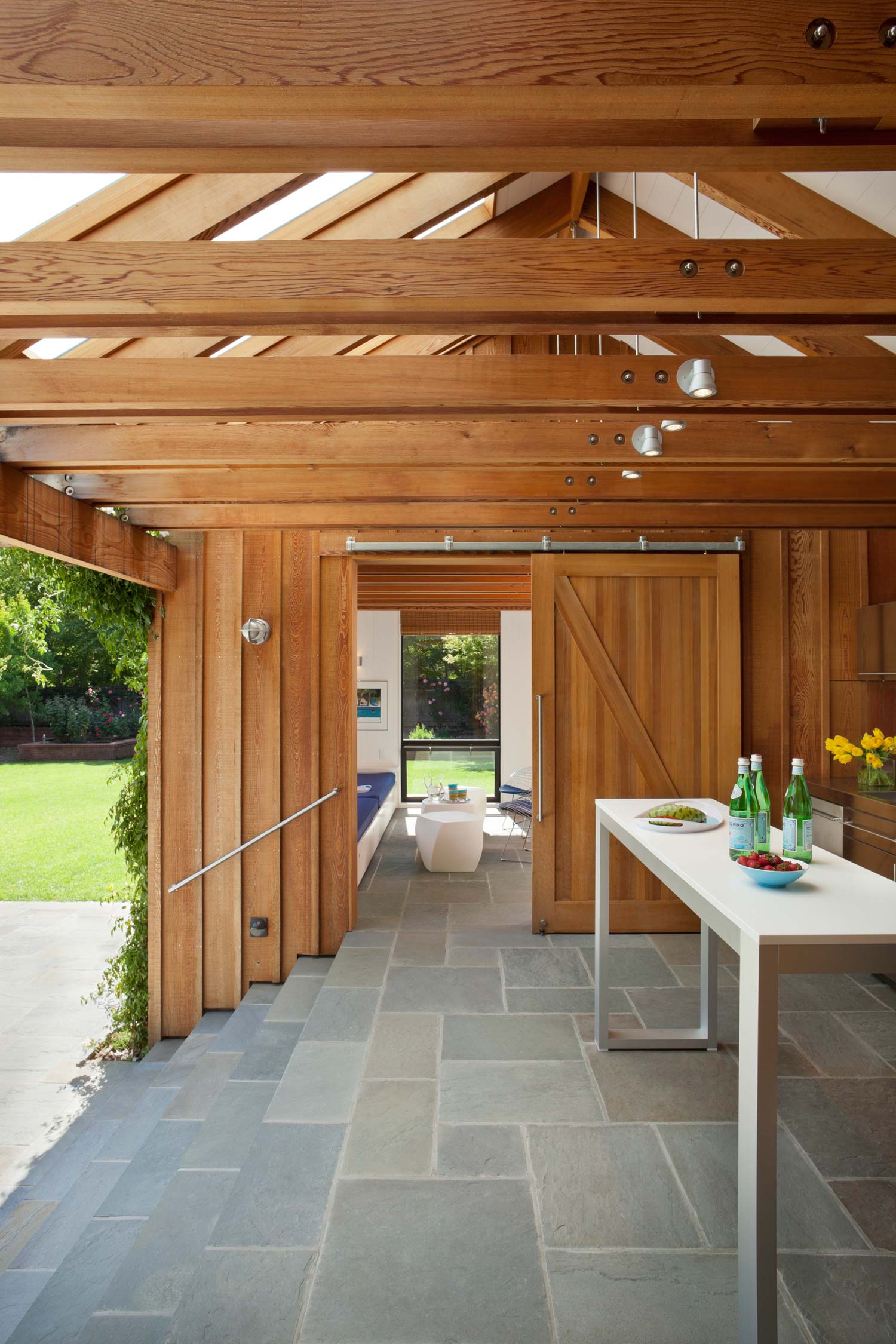 Poolhouse Kitchen